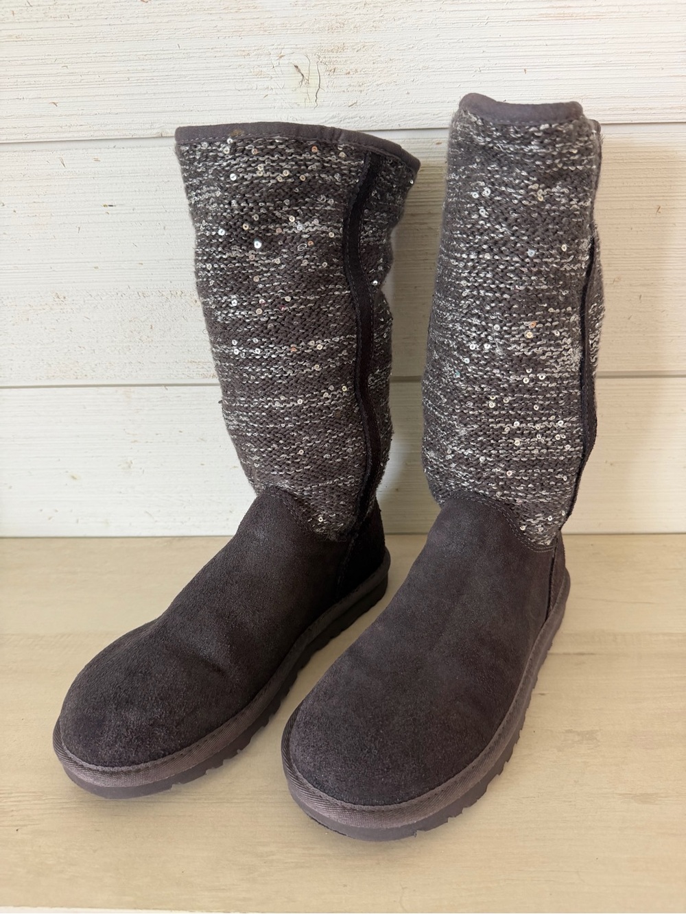 UGG Australia Camaya Gray Suede Knit Sequin Mid Calf Pull On Boots US 5 NEW